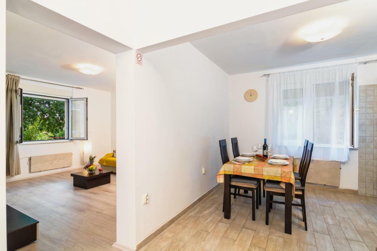 Apartman Fani ริเยกา ภายนอก รูปภาพ
